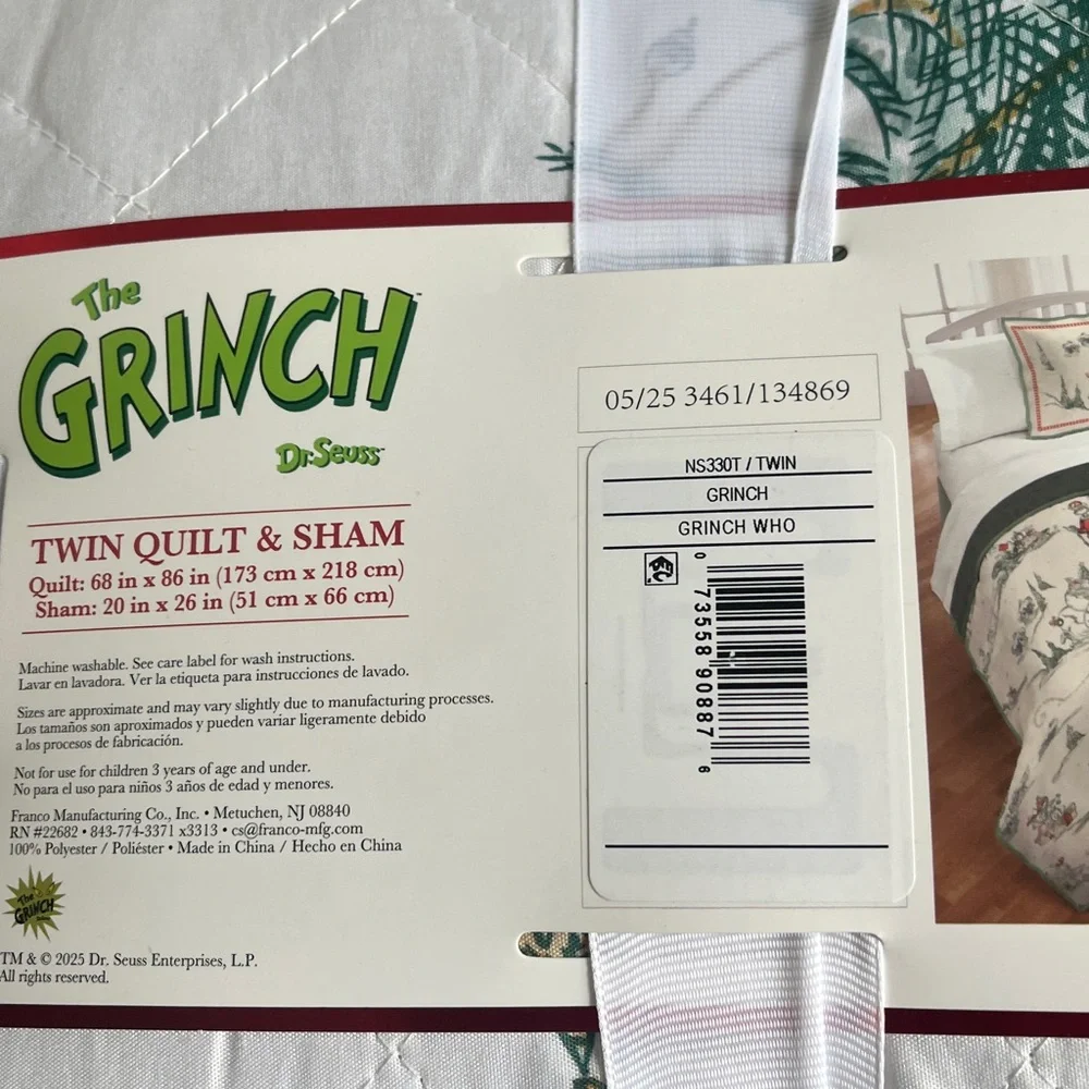 The grinch Twin Quilt & Sham Set